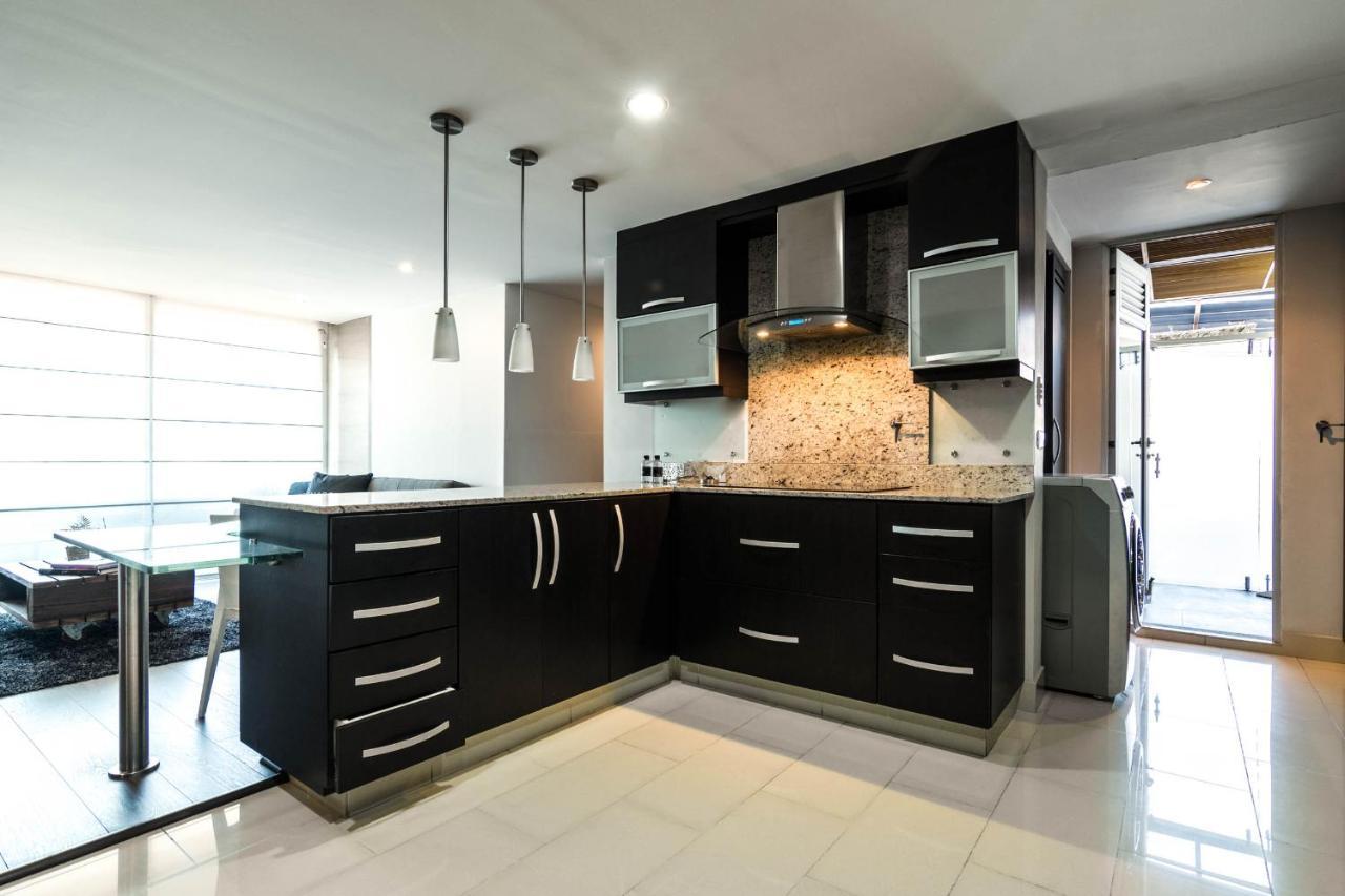 Apartamentos Poblado Alejandria By Housy Host Medellin Luaran gambar
