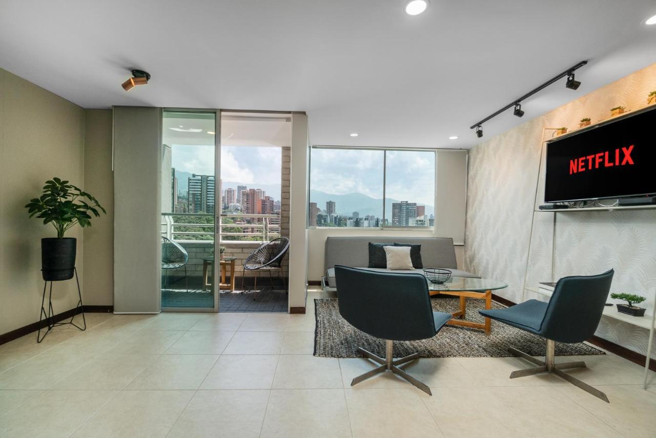Apartamentos Poblado Alejandria By Housy Host Medellin Luaran gambar