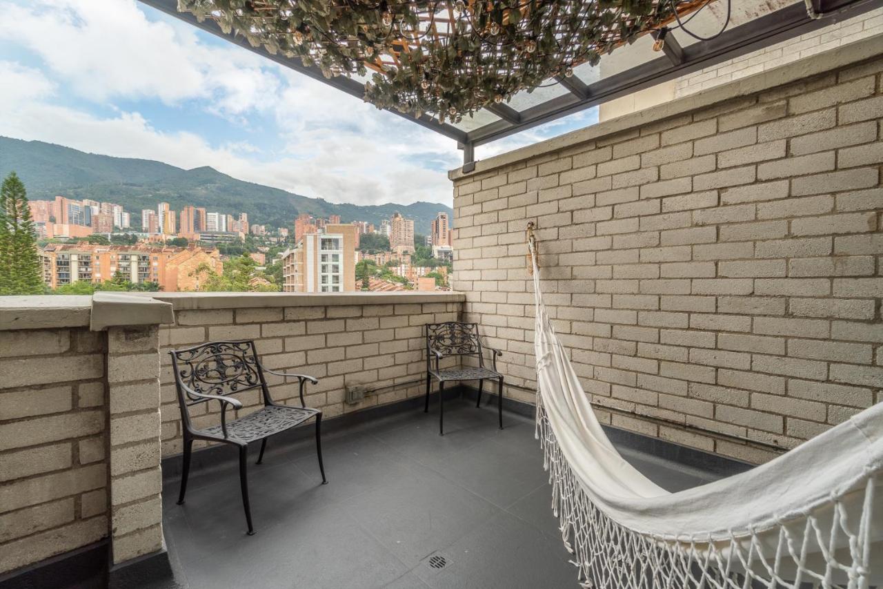 Apartamentos Poblado Alejandria By Housy Host Medellin Luaran gambar